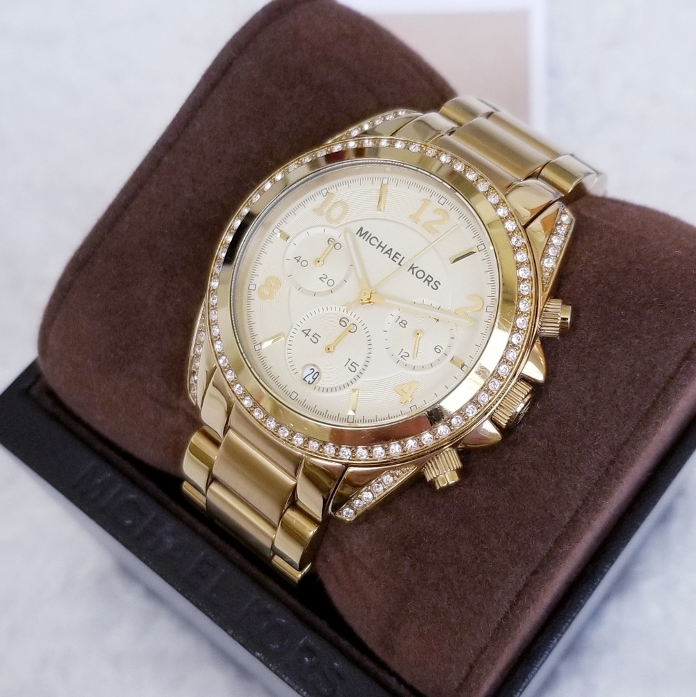 🎁Glitter and Gold Michael Kors watch